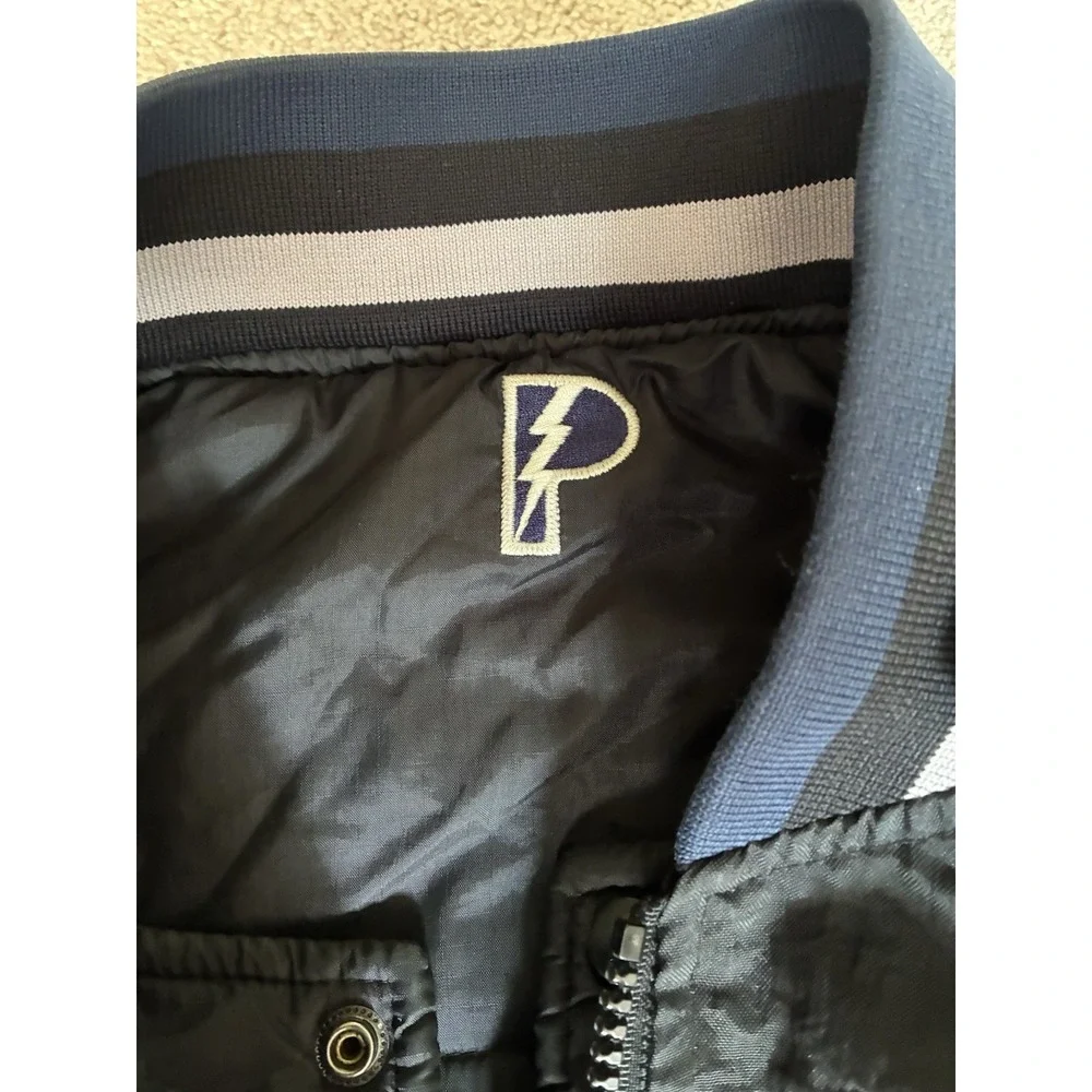 Pro Player Vintage Reversible Penn State Puffer Jacket. L